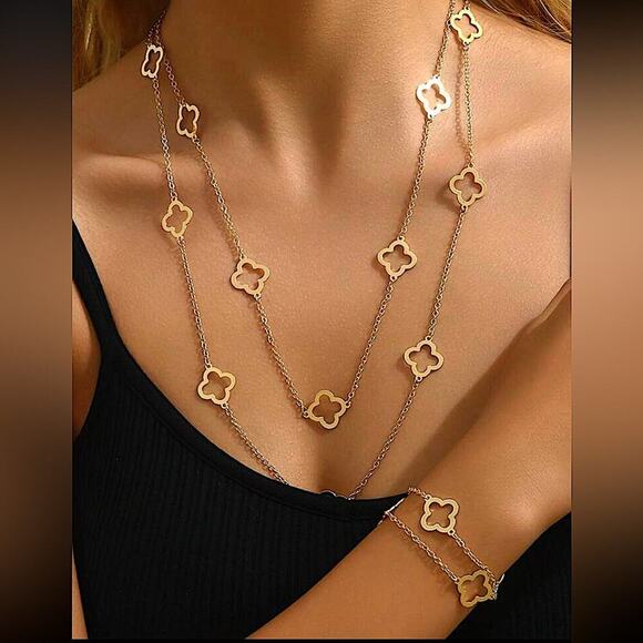 Gold Four Leaf Clover Necklace Bracelet Set Luxury Two Piece Set - Picture 1 of 4